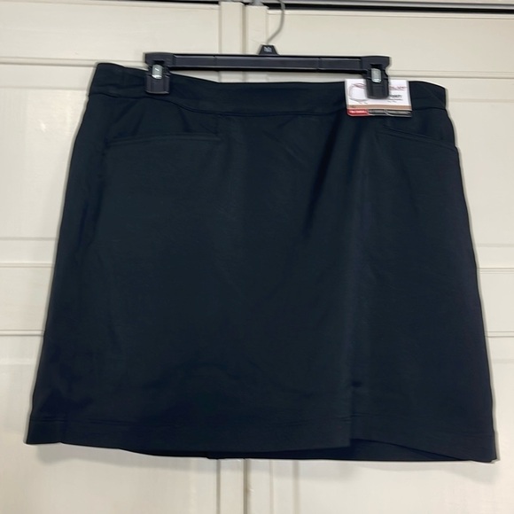 GRANDSLAM Women's Performance Black Golf Skort Size 12 - Picture 1 of 7